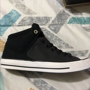 Converse Chuck Taylor All Stars black mid size 8